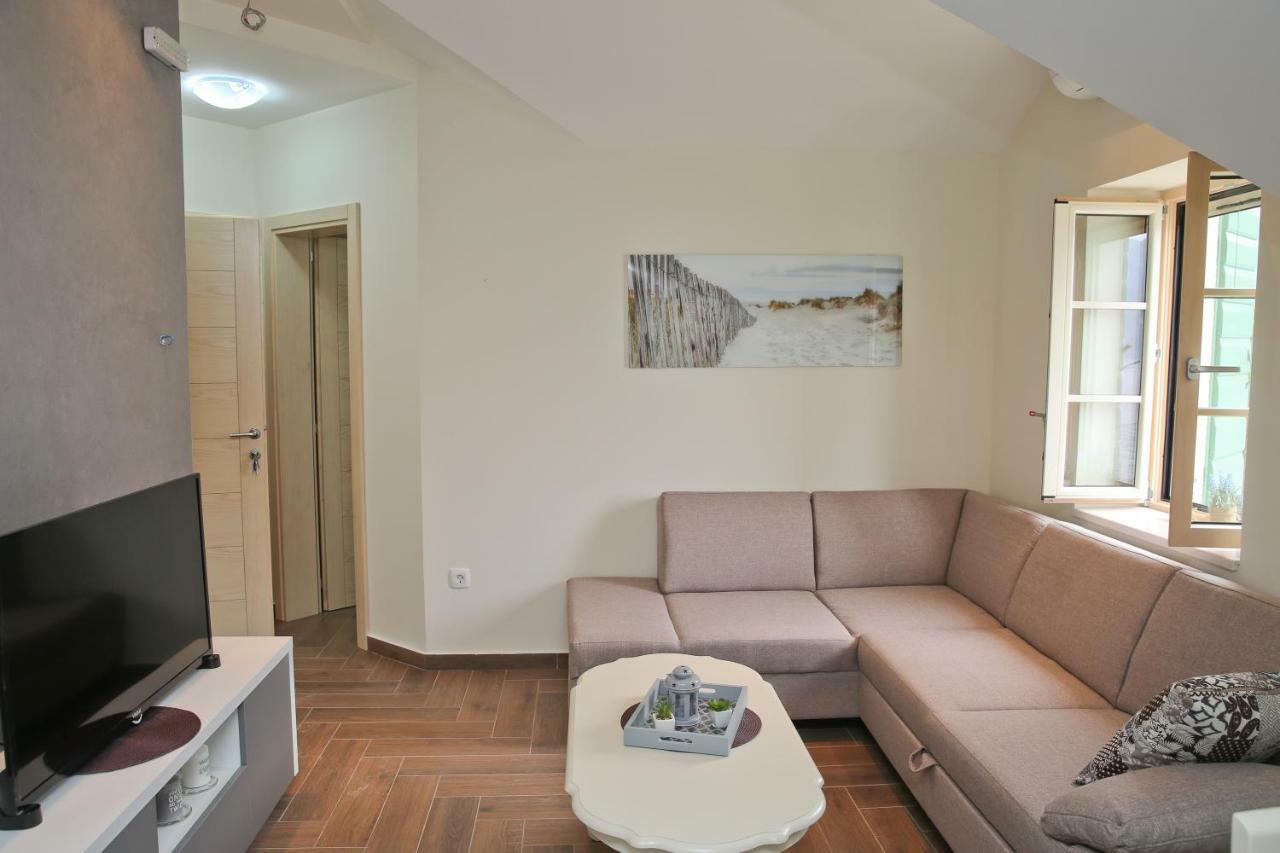 Vila Maestral Kotor Bilik gambar